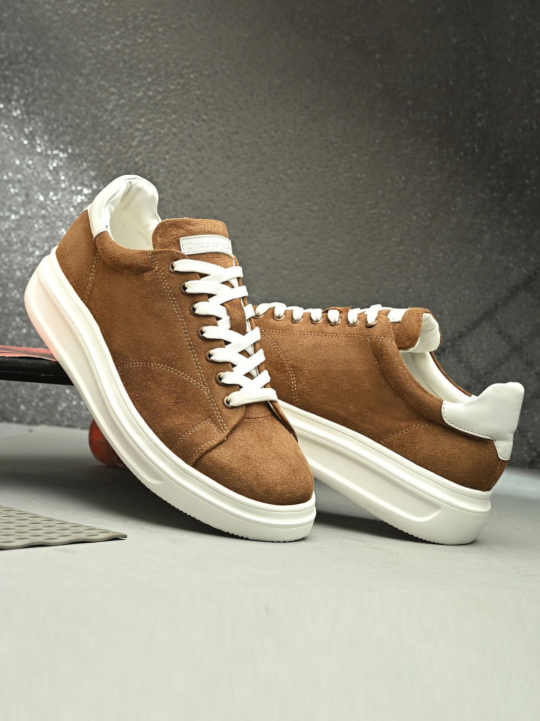 Men's Beige Casual Lace-Up Sneakers