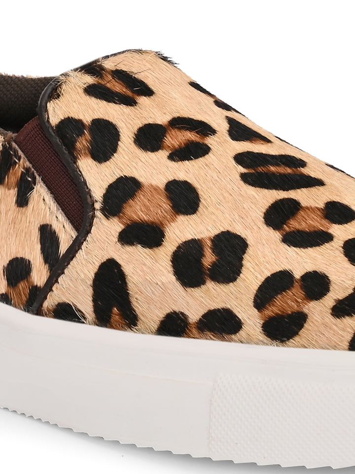 CARLO ROMANO GENUINE LEATHER LEOPARD ANIMAL PRINTED CASUAL SNEAKER FOR WOMEN