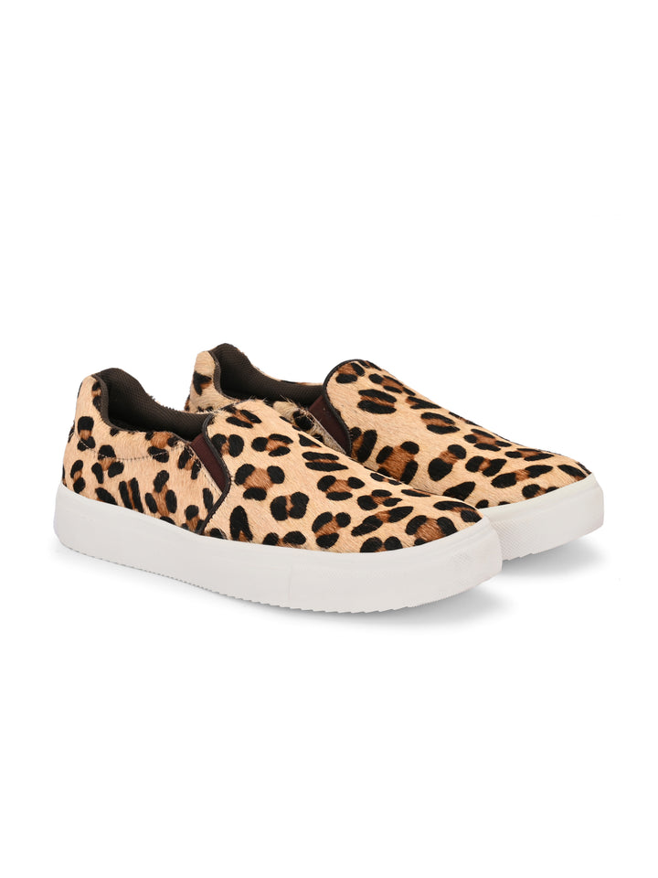 CARLO ROMANO GENUINE LEATHER LEOPARD ANIMAL PRINTED CASUAL SNEAKER FOR WOMEN